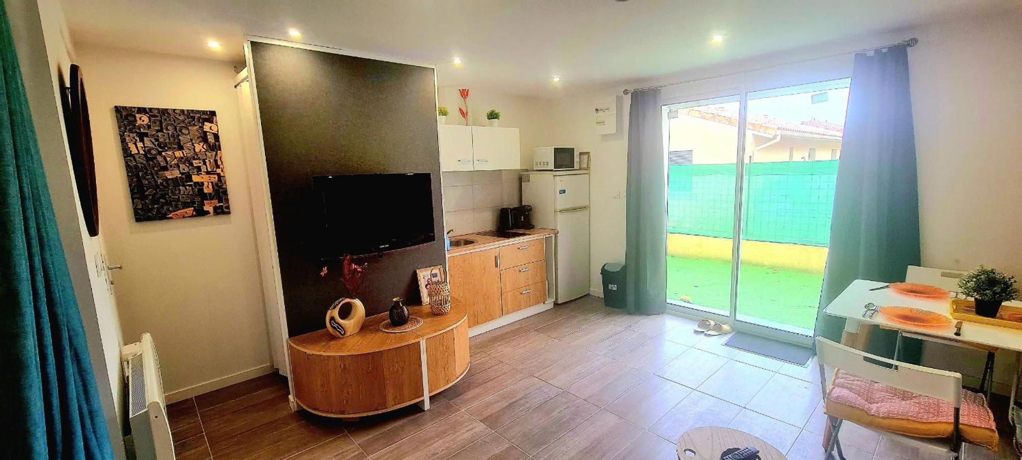Appartement Joli T1 Bis Fonctionnel A Montussan Extérieur photo